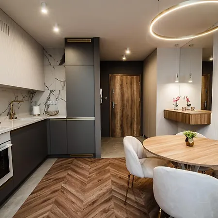 Aspen Apartment *